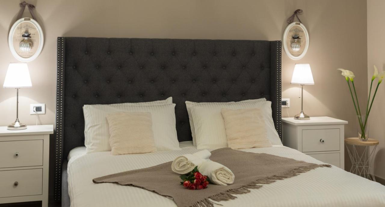 Residenza Conca Verde B&B La Suite Rogolo Luaran gambar